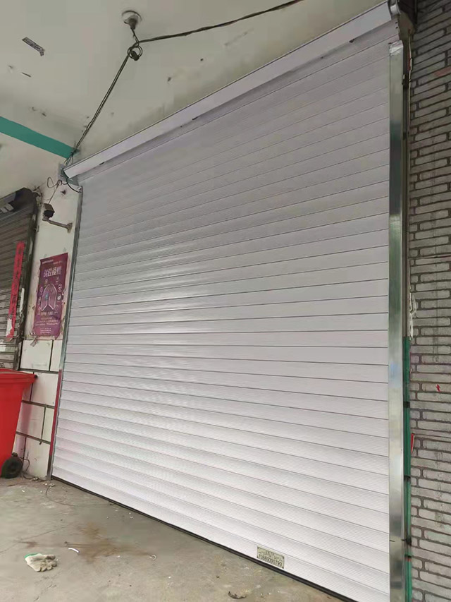 欧式保温卷帘门